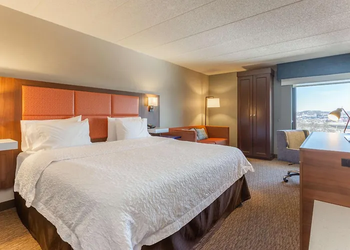 Hampton Inn Madison East Towne Mall Area