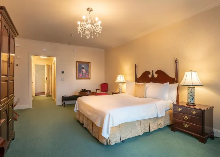 The Bristol Hotel Campbell San Jose