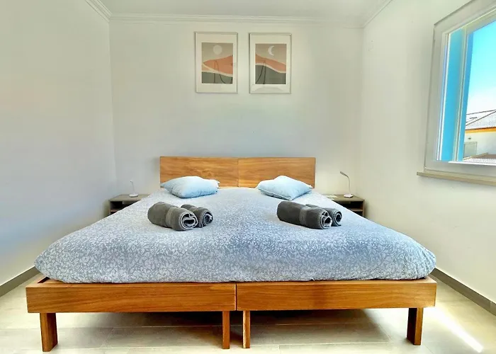 Surfness Lodge