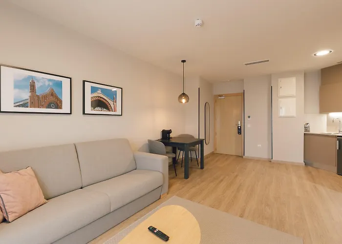 Palau Suites & Apartments