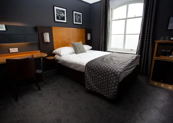 The Corner House Hotel