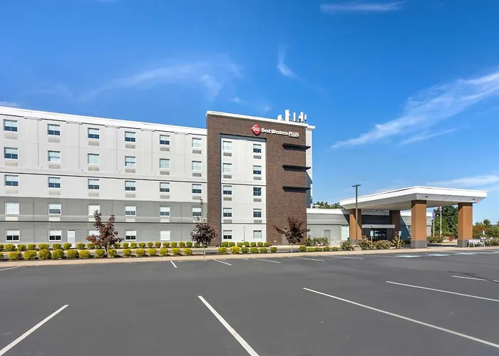 Best Western Plus Wilkes Barre-Scranton Airport Hotel