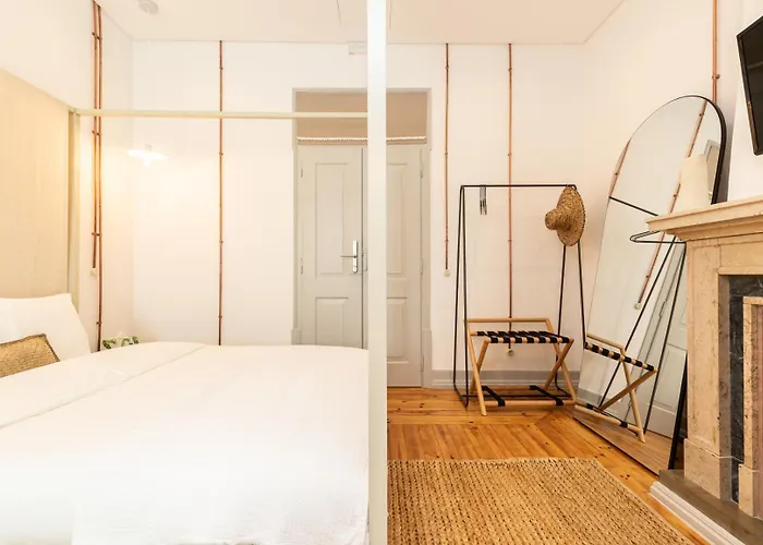 Amalia Boutique Suites & Studios