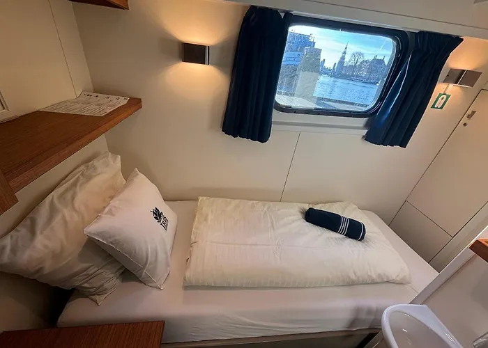 Hotelboat Iris Groningen