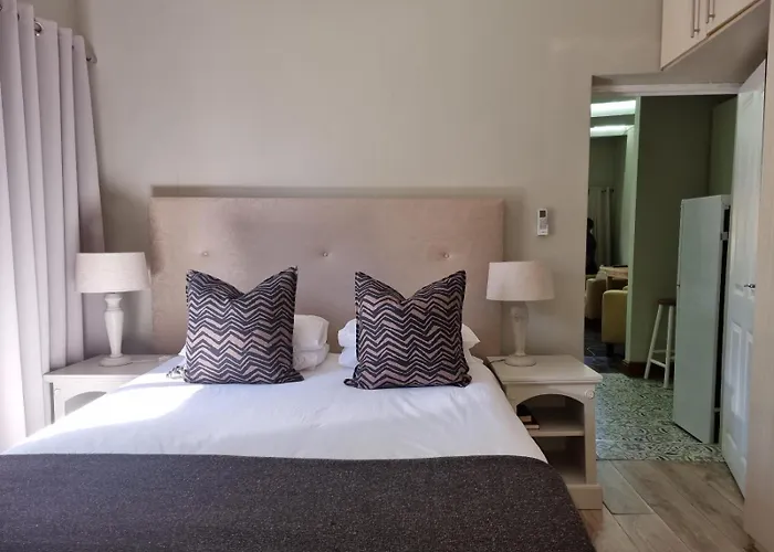 Leeuwenzee Guesthouse
