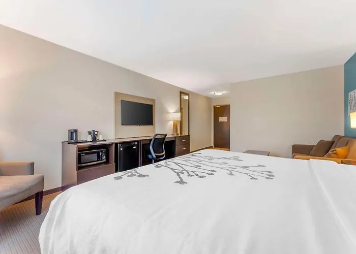 Sleep Inn & Suites Cumberland
