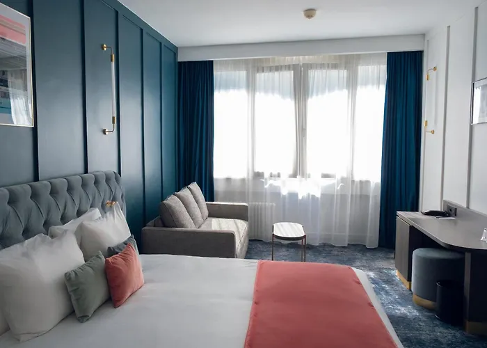 Pley Hotel Paris