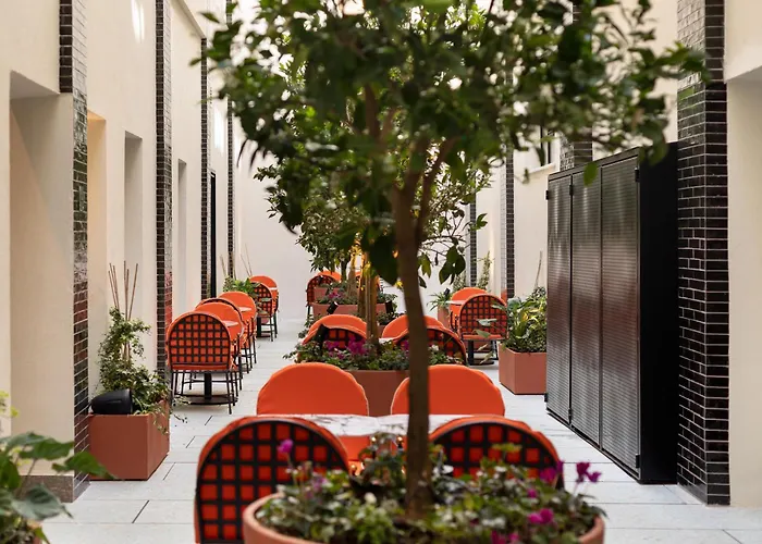 Hotel Bazaar - Fattal Colors