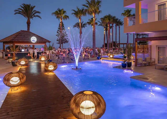 Mediterraneo Bay Hotel&Resort