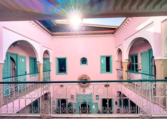Riad Lauriers Blancs