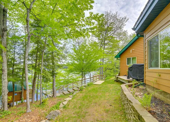 Up Badger Lodge Bnb-Loft Family