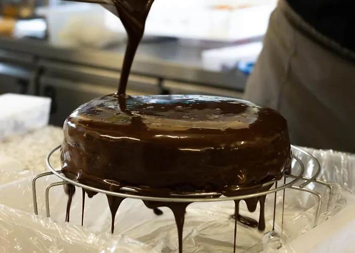 California Pastry Hotel