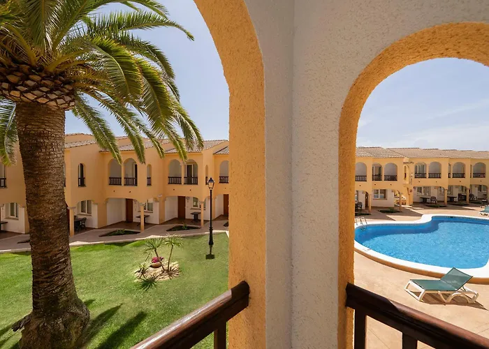 Apartamentos turísticos Jardines del Plaza