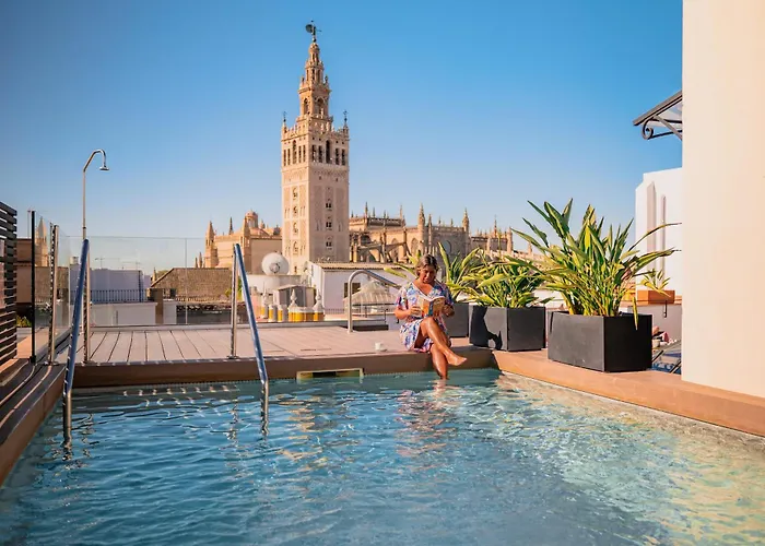 Joya Del Casco Boutique Hotel By Shiadu Sevilla