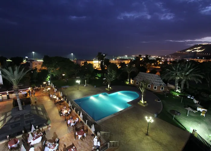 Oasis Hotel & Spa
