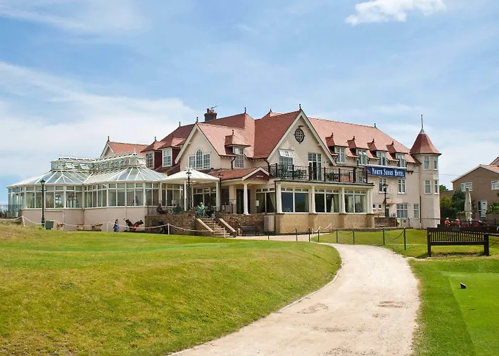 North Shore Hotel