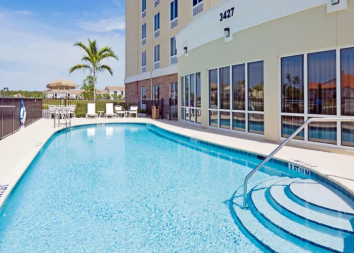 Holiday Inn Express Hotel & Suites Fort Myers East - The Forum By Ihg