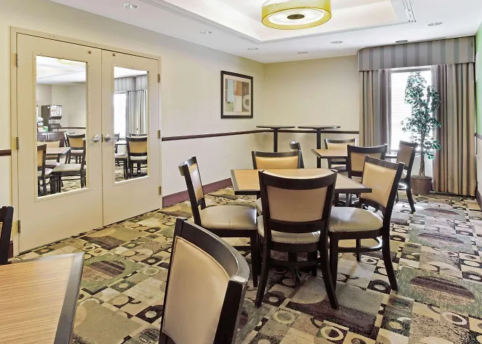 La Quinta By Wyndham Lancaster