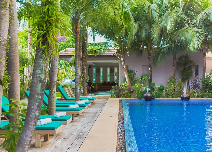 Thanthip Beach Resort Patong