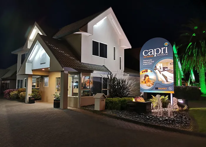 Capri On Fenton