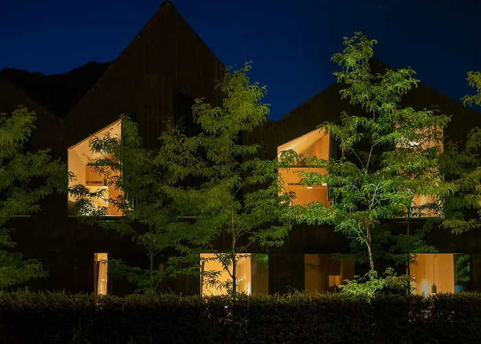 Quartier - Ueber Nacht In Besonderer Architektur