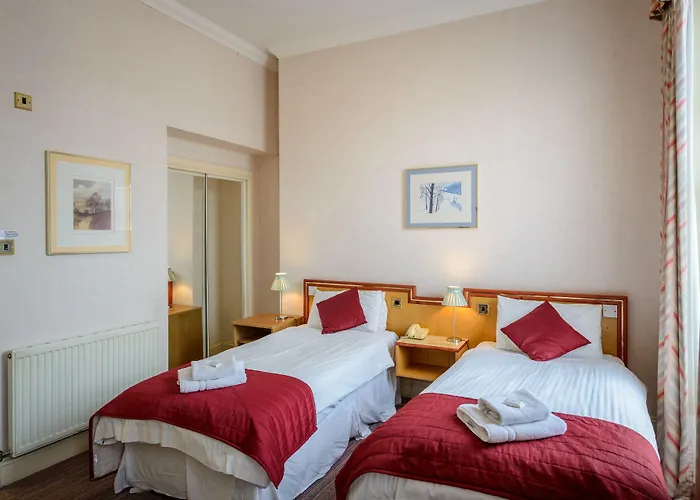 Russell Hotel