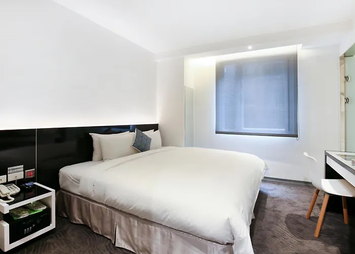 Cityinn Hotel Plus - Taichung Station Branch
