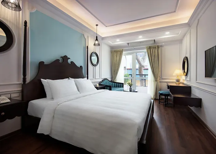 San Boutique Hotel & Travel