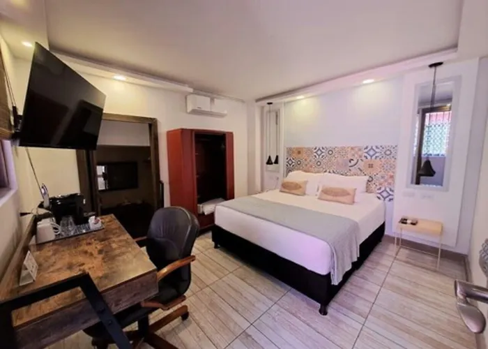 Viajero Cali Hostel & Salsa School