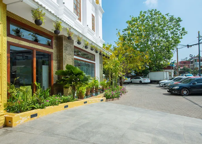 Angkor Land Urban Boutique