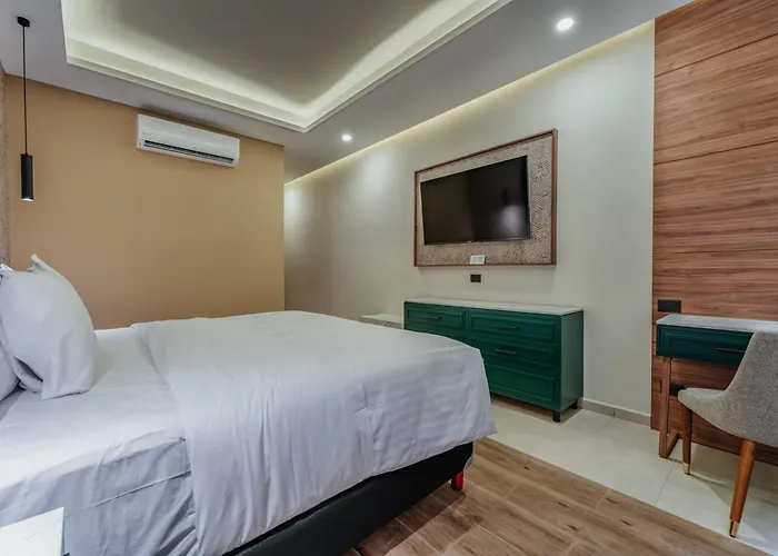 Hotel Chariot