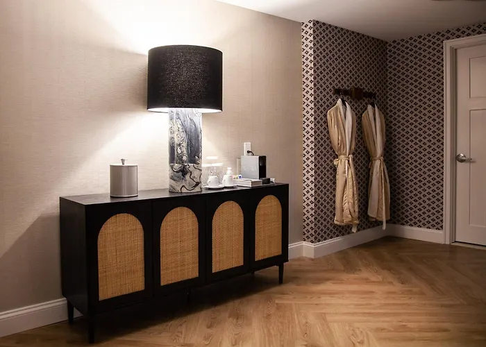Delamar Westport