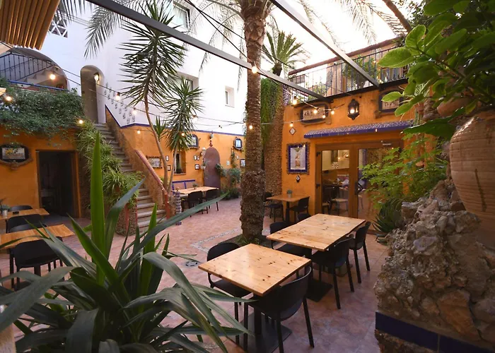 El Cami Hotel