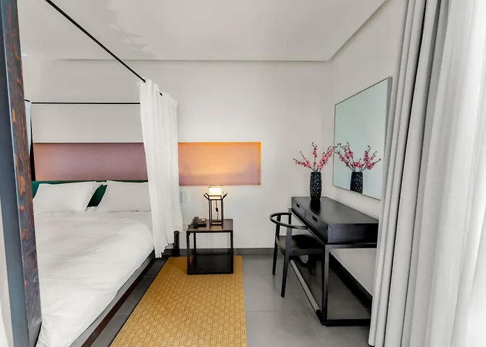 Orizontes View Hotel