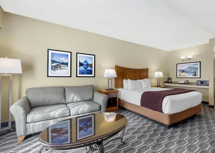 Best Western Plus Swiss Chalet Hotel & Suites Pecos