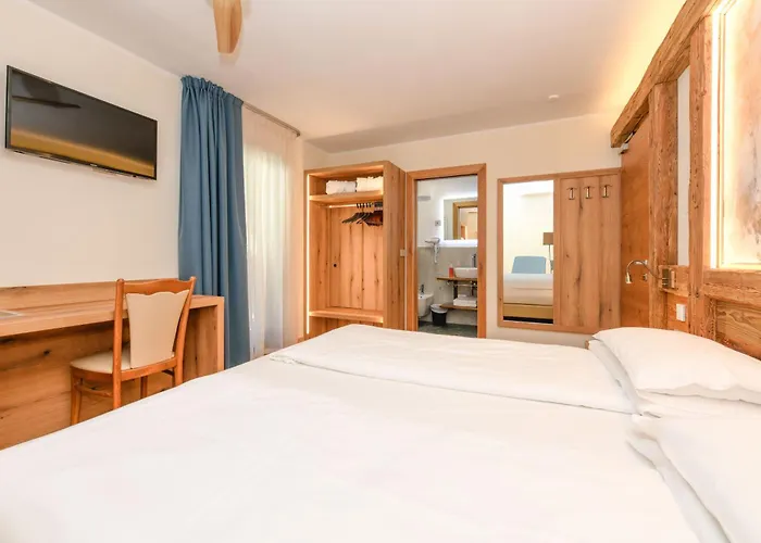 Hotel Denny