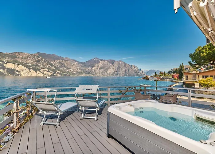 Hotel Castello Lake Front Malcesine