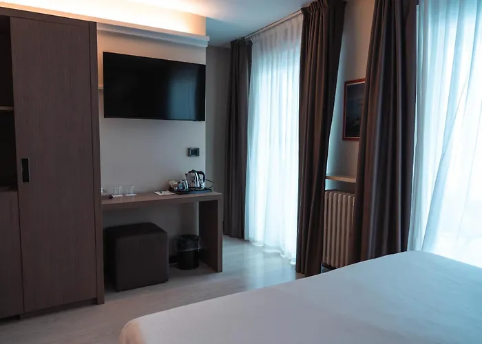 Hotel Giardinetto Pettenasco