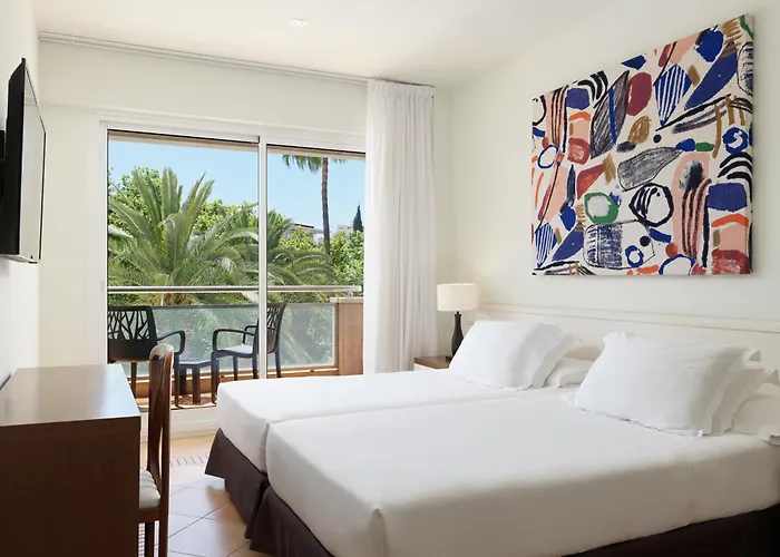 Hotel H10 Vintage Salou - Adults Only