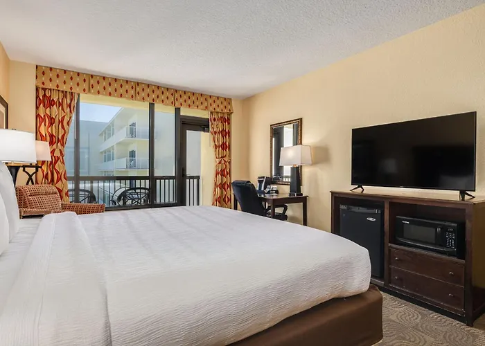 Pier House 60 Clearwater Beach Marina Hotel