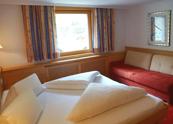 Hotel Alpina