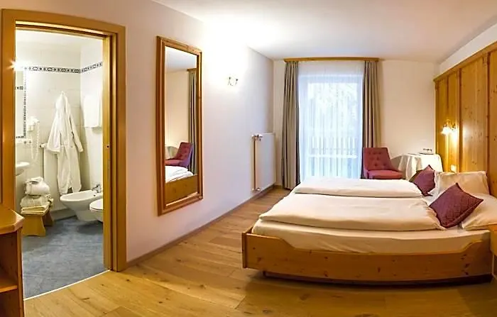 Hotel Obereggen