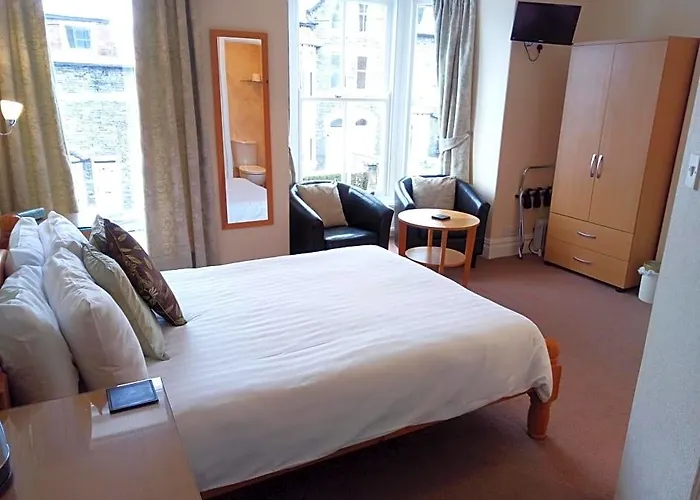 Dunsford Guest House