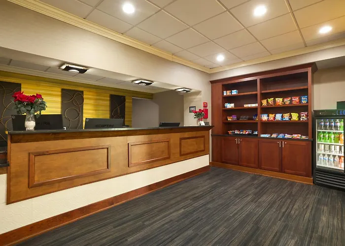 Cottonwood Airport & Expo Hotel Louisville