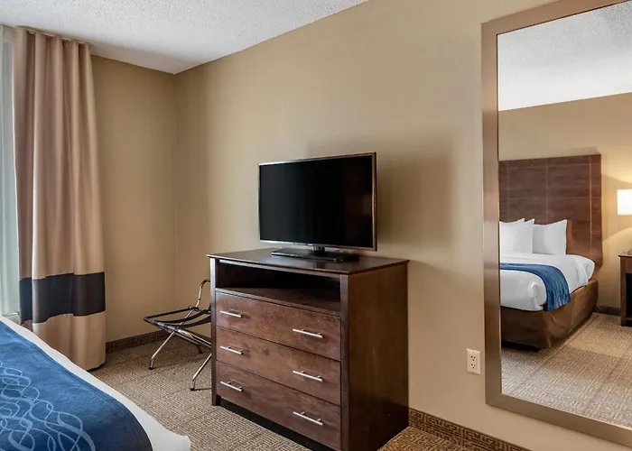 Comfort Inn & Suites Bryant - Benton