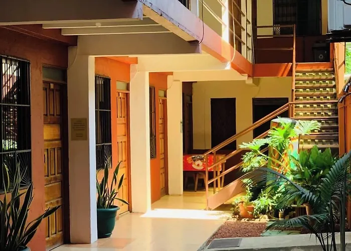 Hotel Cabinas Jacomar