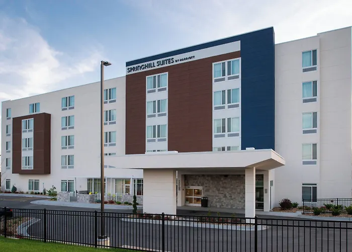 Springhill Suites By Marriott Kansas City Northeast