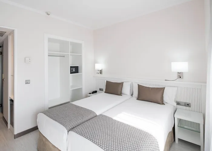 Hotel Catalonia Roma Barcelona