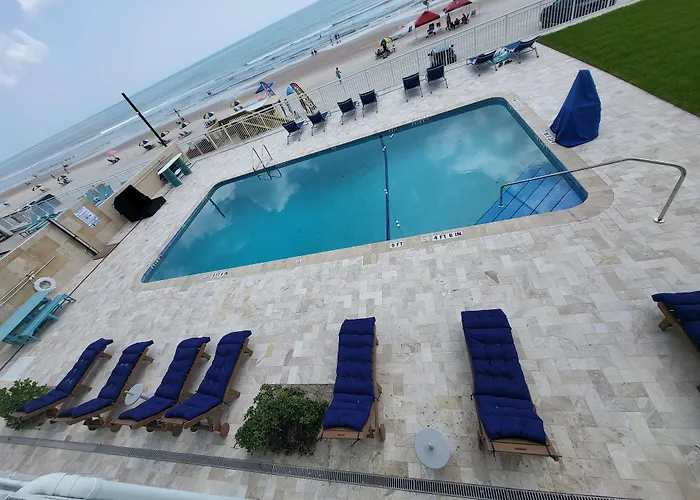 Beachside Hotel