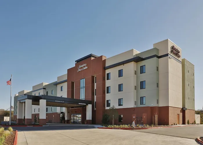 Hampton Inn & Suites Sacramento At Csus